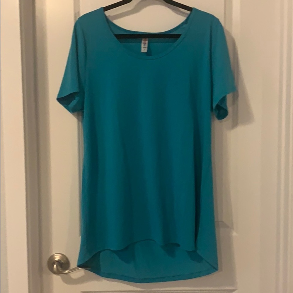 LulaRoe classic T